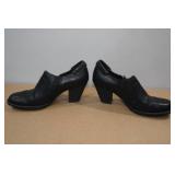 Born Heeled Shoes - Size 7