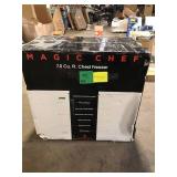 Magic Chef 7.0 cu. ft. Chest Freezer in White Damaged Customer Returns See Pictures