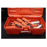 IRONTON SCREWDRIVERS / COLLAPSIBLE PLASTIC BOX