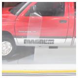 Ertl Collectibles Case IH Dodge Ram 2500 Magnum Special Edition