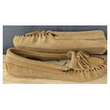 New Minnetonka Kilty Suede Softsole Moccasins Women