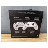 New Razer Wolverine V2 Chroma Wired Gaming Controller Xbox Series X|S White $54.95 Retail *N