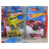 (EC1) Assorted Hot Wheels in Packag...