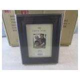 (A-3) 12 New 5" x 7" Photo Frames i...