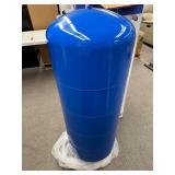 Water Worker 32 Gal. Pressurized Well Tank Model HT32B 15" x 47" - Retail $299