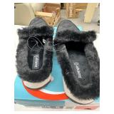 New Womens Baretraps Gemma Spring / Winter Faux Fur Lined Shoes / Mules / Slippers Size 8 Black