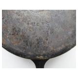 GRISWOLD No. 8 - 704S Cast Iron Skillet