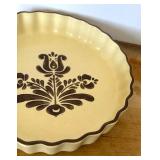 Pfaltzgraff Village 9" Quiche Dish