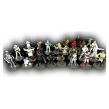 Star Wars Collectible Figurines - Iconic Characters from Various Eras