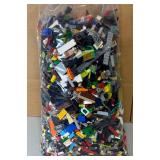 Random 15lb Lot of LEGO Bricks & Minifigures