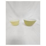 Set of Avacado green Pyrex Bowls