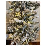 Flocked ALPINE CHRISTMAS TREE - LED - Battery Operated - 5