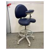 MSRP $2000 Brewer Premium EG9000 Series Dental Assistants Stool -thick, plush upholstery contoured 18" x 18" saddle-style seat provides correct weight distribution, pelvic tilt, & posture perfect 