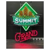 Summit Grand, Summit Ale neon