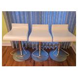 Set of Three Contemporary Style Kitchen Stools