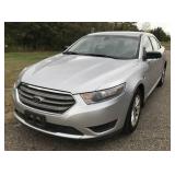 2014 Ford Taurus SE