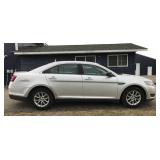 2014 Ford Taurus SE