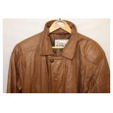 Vintage Ladies Cougar International Camel Suede Leather Satin-Lined Zipper Snap Jacket Coat