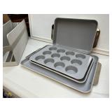 Meet Caraway Nonstick Ceramic Bakeware Set (5 Pieces) - Baking Sheets, Assorted Baking Pans & Storage - Aluminized Steel Body - Non Toxic, PTFE & PFOA Free - Cream retail $245.00