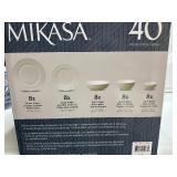 Mikasa Trellis Bone China 40-Piece Dinnerware Set