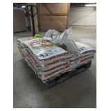 Pallet of Sphagnum Peat Moss - 22 Bags total - 33 Cu Ft