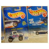 8 Mattel Hot Wheels Cars