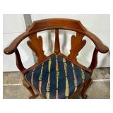 RARE Statesville Chair Company Mohagany Corner Chair w/Pen Cushion