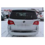 2009 Volkswagen Routan SE 4dr Mini Van (FWD)