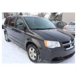 2012 Dodge Grand Caravan SXT 4dr Mini Van (FWD)