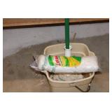 Commercial Mop and Bucket Set with Cleanser