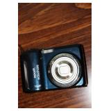 Kodak EasyShare 16MP Digital Camera with Carrying Case