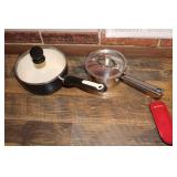 Cookware Collection including Pots, Pans, and Bakeware Set