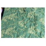 Floral Print Reversible Quilt Bedspread with Matching Throw