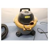 Used RIDGID 6 Gallon Wet/Dry Vacuum with 2.5 HP Motor