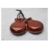 Vintage Brown Enamel Teapot Set with 3 Cups and Decorative Rack