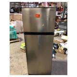 Vissani 7.1 cu. ft. Top Freezer Refrigerator in Stainless Steel Look Customer Returns See Pictures