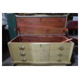 Lane cedar chest