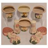 Fun Vintage Mushroom Design Kitchen Pottery Options