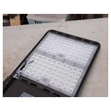 Lot of (20) V-Tac® Commercial 100-277V 240W LED Shoebox Light Fixtures VT-SBN2-240W-850-XX (New In Box !)