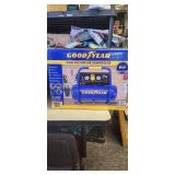 NEW Goodyear 2 Gal Oil Free Air Compressor Very QUIET