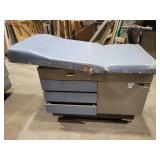 Ritter 100 Exam Table (522930) (Untest/Working Condition Unknown)