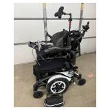 WOW MSRP $15,000 LOADED INVACARE TDX-SP2 Power Wheelchair W/Power Recline, 2 Color Touchscreen Remote Joysticks, Attendant Drive Control & Battery Charger -All Works Excellent & Wheelchair Is 