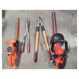 Lot of Trimmers & Clippers