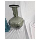 Vase and Bell Lot