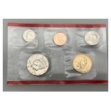 2000, U.S. Mint Denver & Philadelphia  Uncirculated Coin Sets