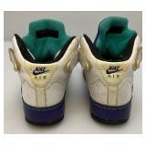 Preowned Vintage Air Jordan Force/AJF 5 White/Purple Peel Stealth Maize Size 7Y