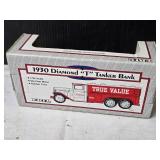 ERTL 1930 Diamond T Tanker Bank - Die-Cast Metal