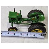 John Deere Spec Cast Die-Cast Toy Tractor - Collectible Model