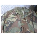 (BS) Vintage Camo Coat Size Medium ...