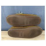 Minnetonka Moccasin Pile-Lined Hardsole Shoes Men